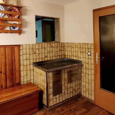 Casa de Férias Cozy 3br Alpine House Gozd Martuljek