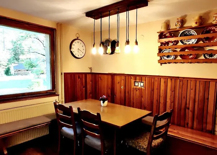 Cozy 3br Alpine House * 고즈드마툴렉