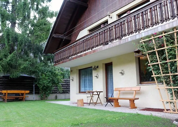 Cozy 3br Alpine House 고즈드마툴렉