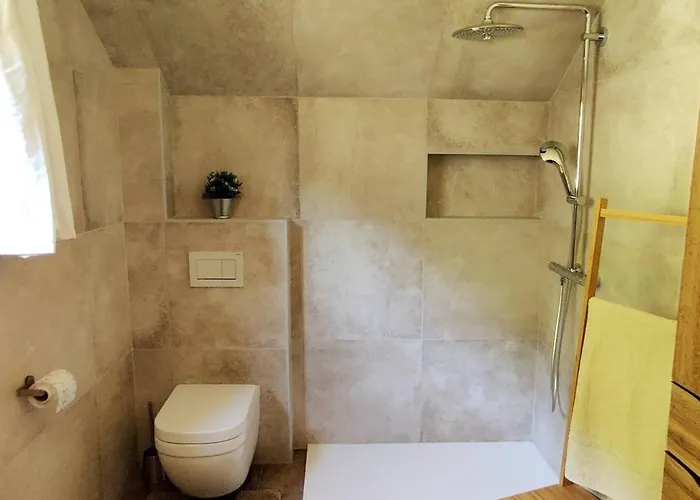 Cozy 3br Alpine House 고즈드마툴렉